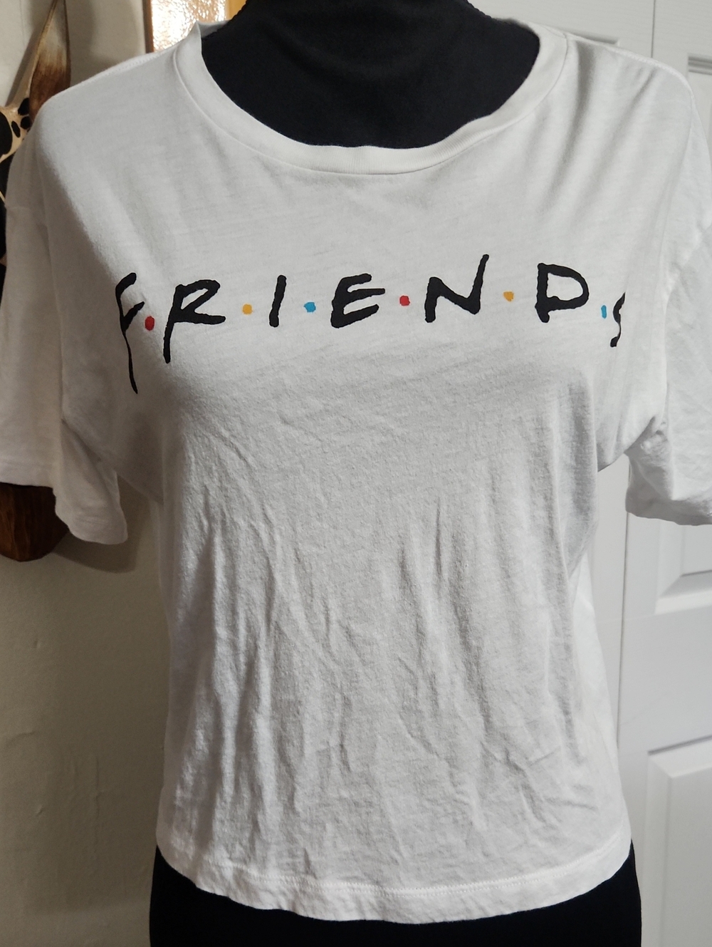 FRIENDS " TV Series" White Cropped Logo Tee
